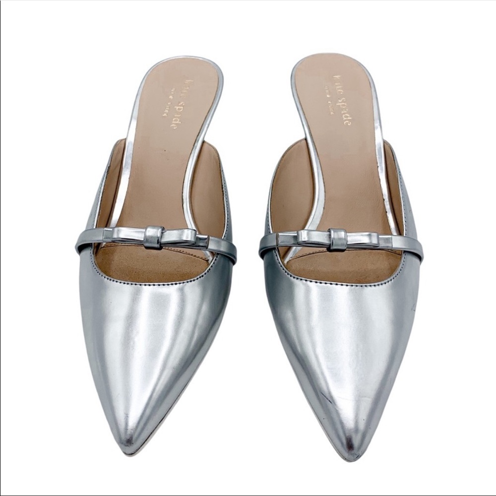 KATE SPADE Carnation Metallic Kitten-heel Sandals In Silver Leather 37.5